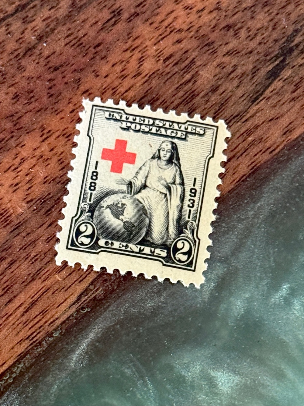 1931 - New US Postage Stamp, 2c American Red Cross